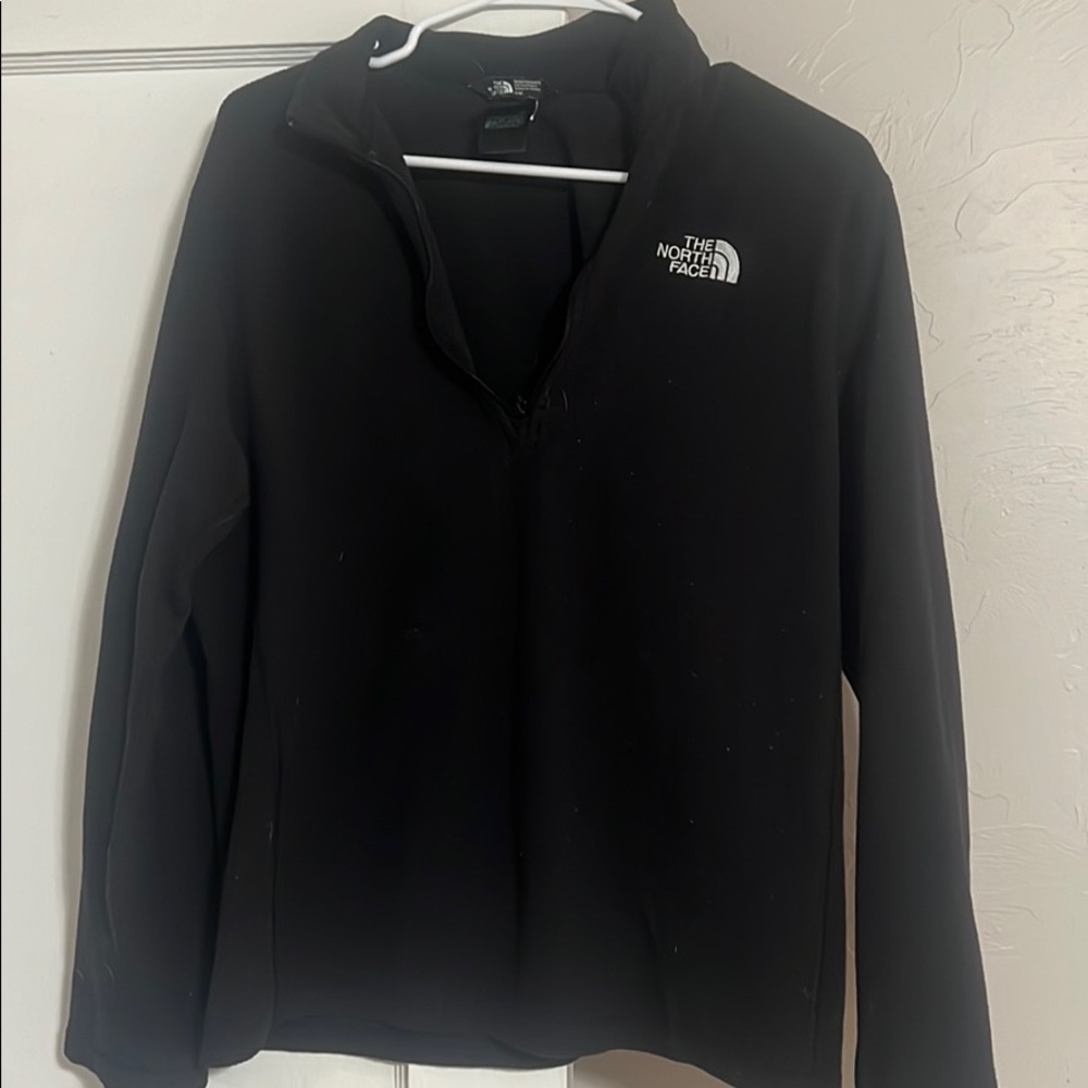 North face pullover